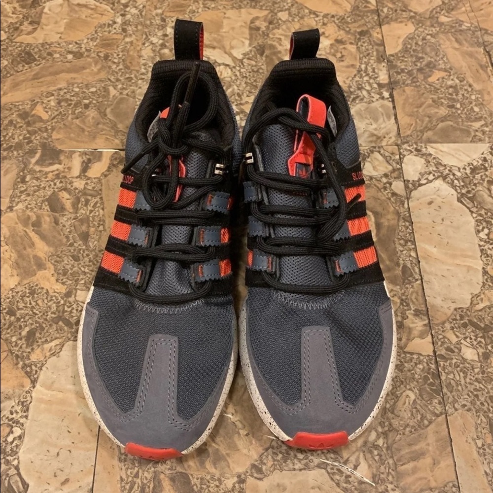 Adidas SL Loop